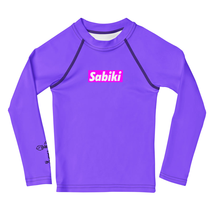 キッズ ラッシュガード｜パープル SABIKI BOX｜正面の商品画像（1枚目）